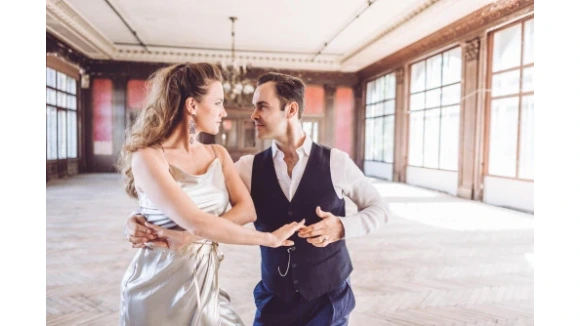 Discofox Academy Monatsabo  Social Dancing Academy